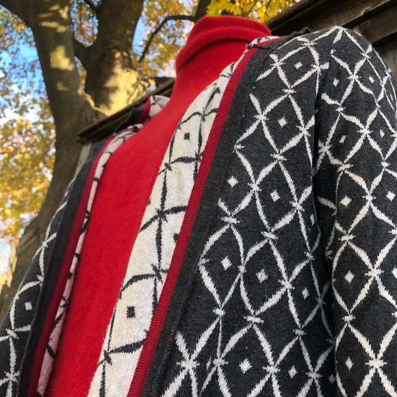 Belldini Sweater - Picture 6 of 16